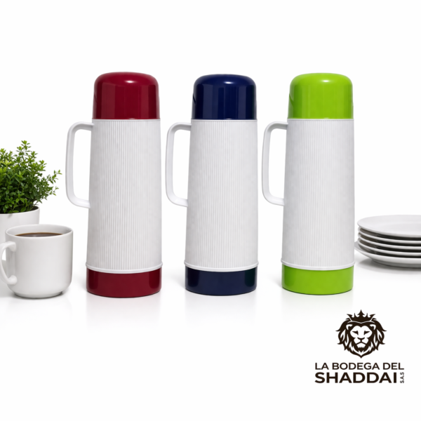 Botellas térmicas en estudio minimalista TERMO TINTO 1 LITRO TIPO IMUSA
